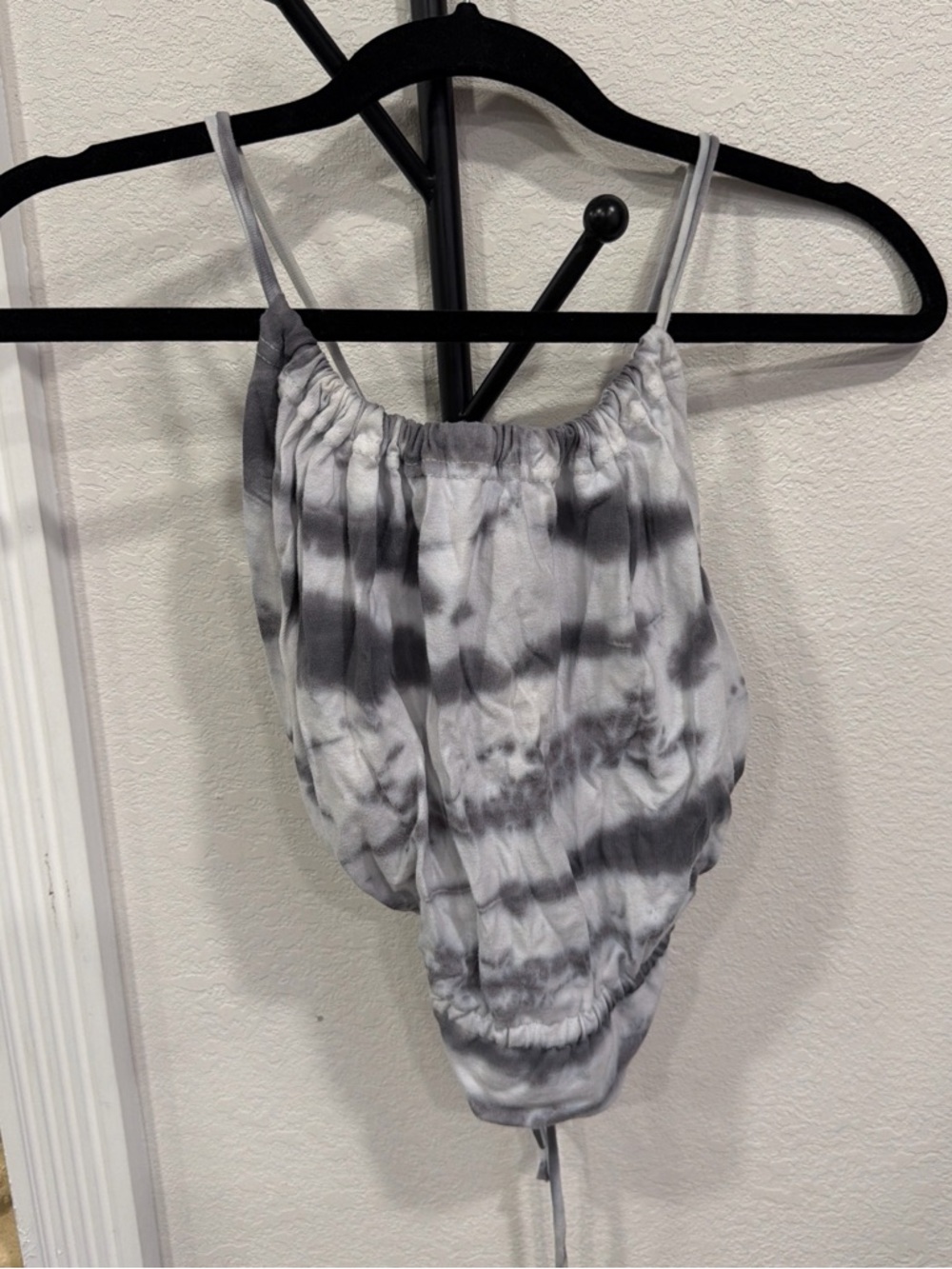 Tie-Dye Gray Cropped Cami Top